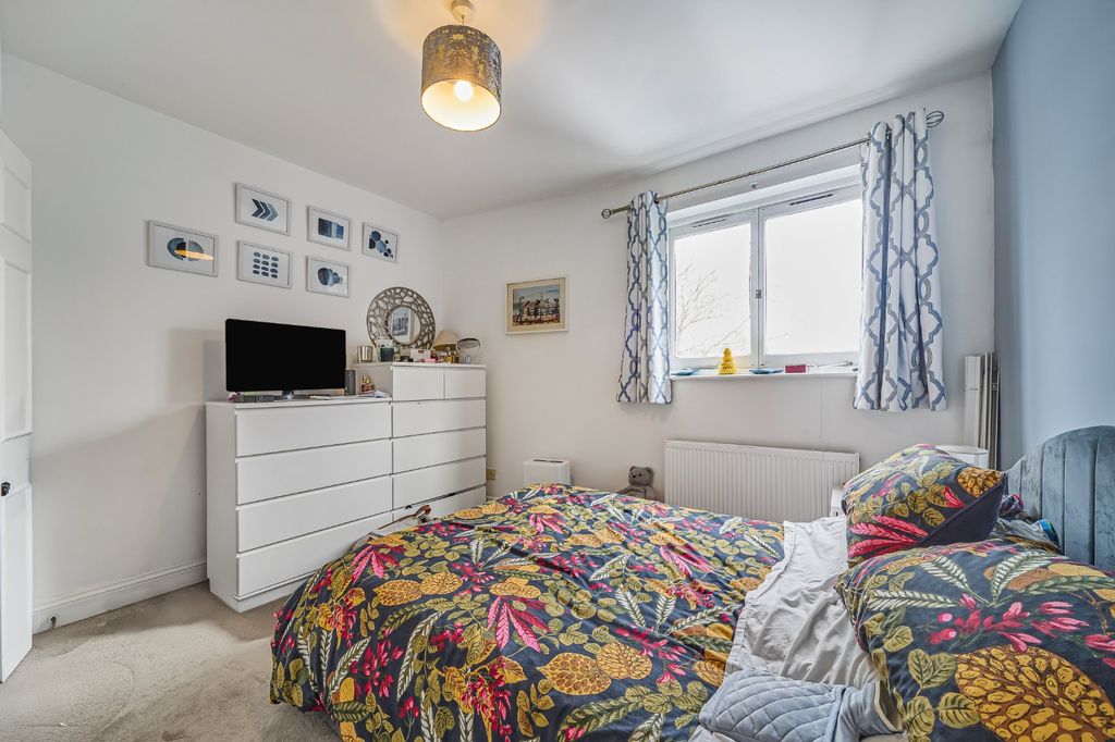 Property photo 3 of 6 Picture No. 04