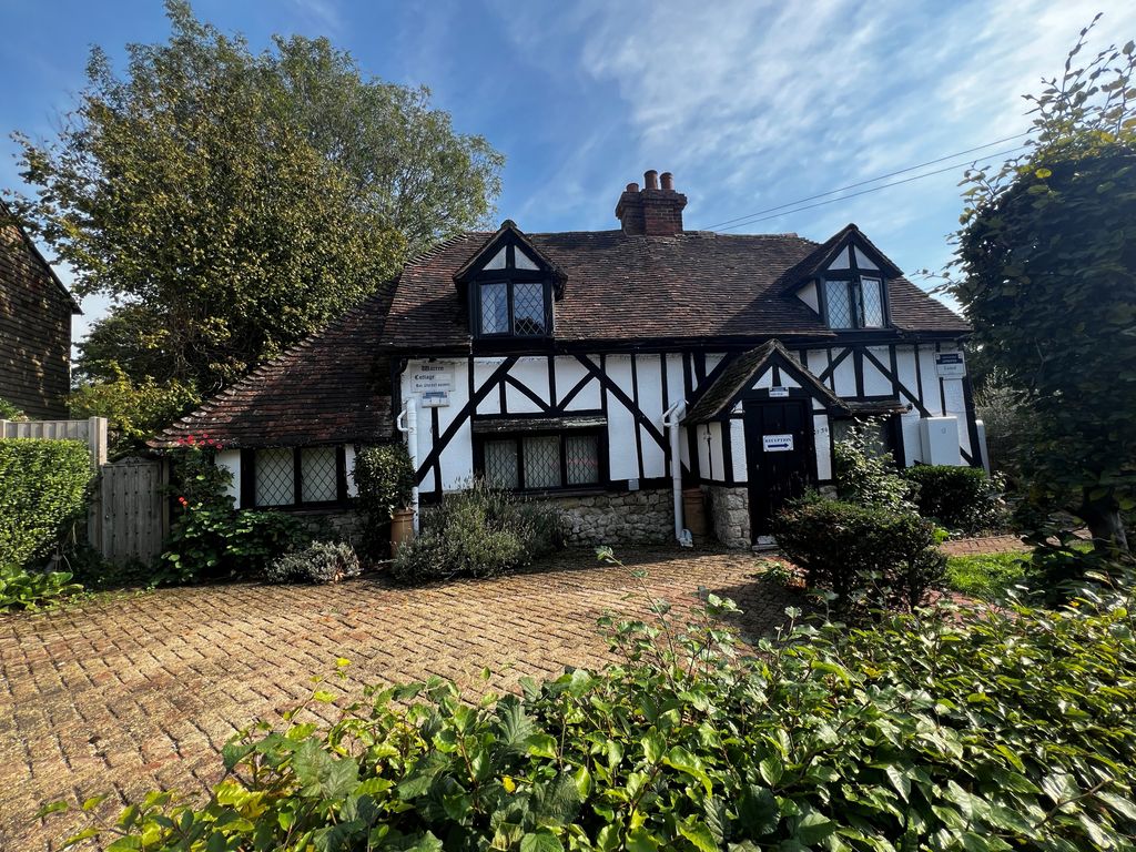 Property photo 1 of 5 External