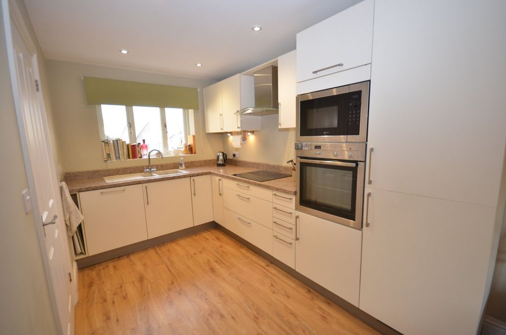 Property photo 2 of 11 Picture No. 02