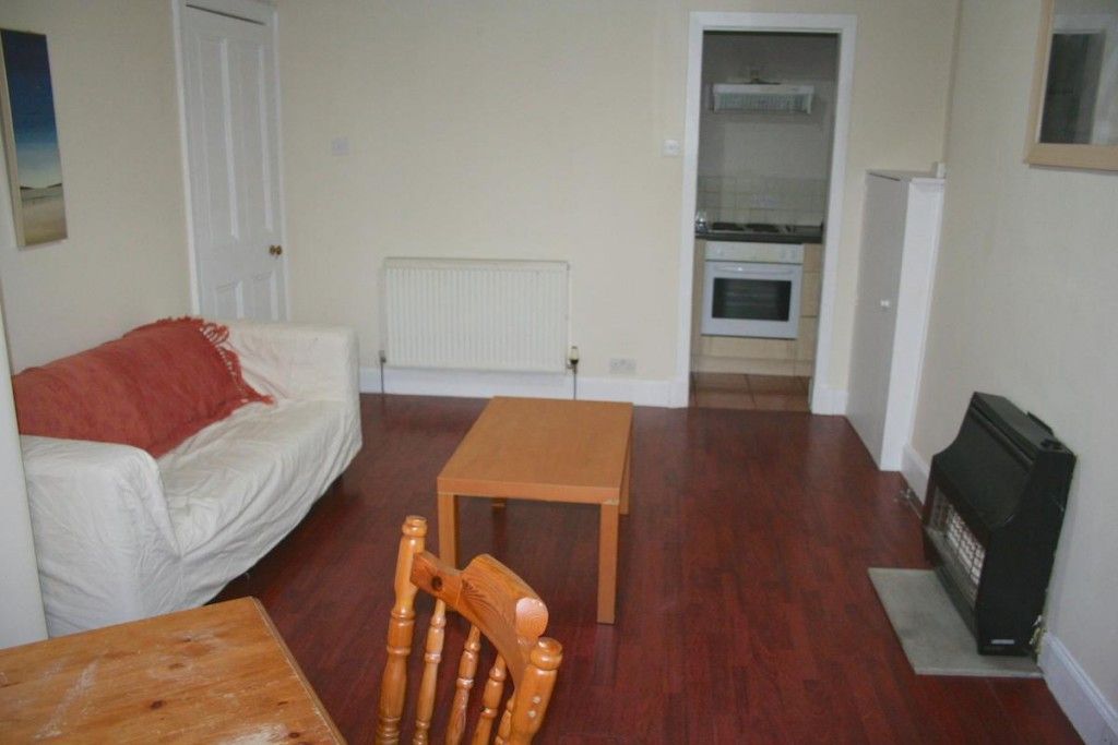 Property photo 3 of 10 Photo 3