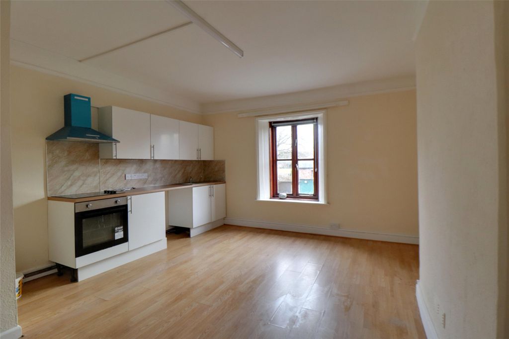 Property photo 2 of 5 2 - Picture No. 06