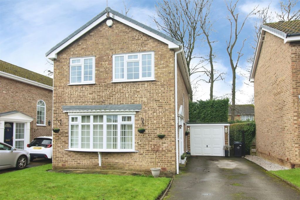 Property photo 1 of 20 Exterior