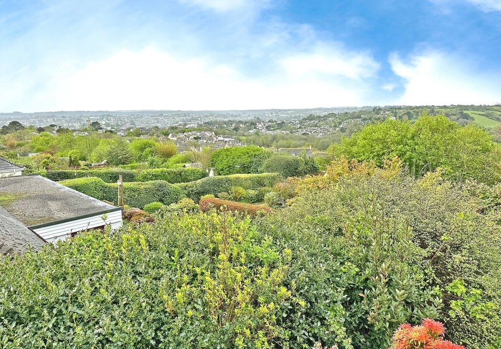 Property photo 3 of 18 View