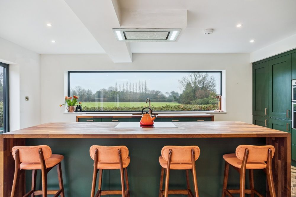 Property photo 3 of 31