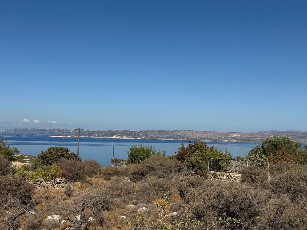 Property photo 3 of 11