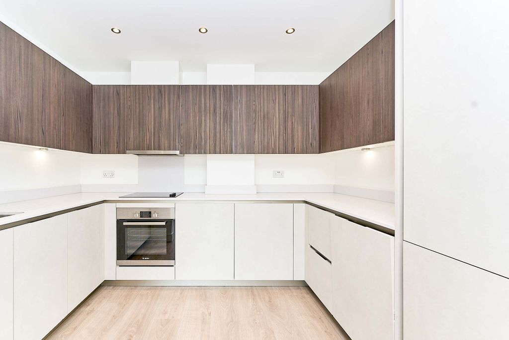 Property photo 2 of 10 2 - 78F6Fc86-8003-Ed