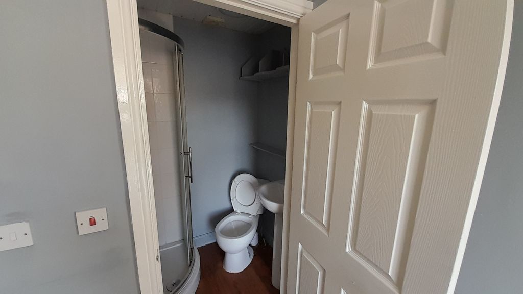 Property photo 3 of 4 Gallery