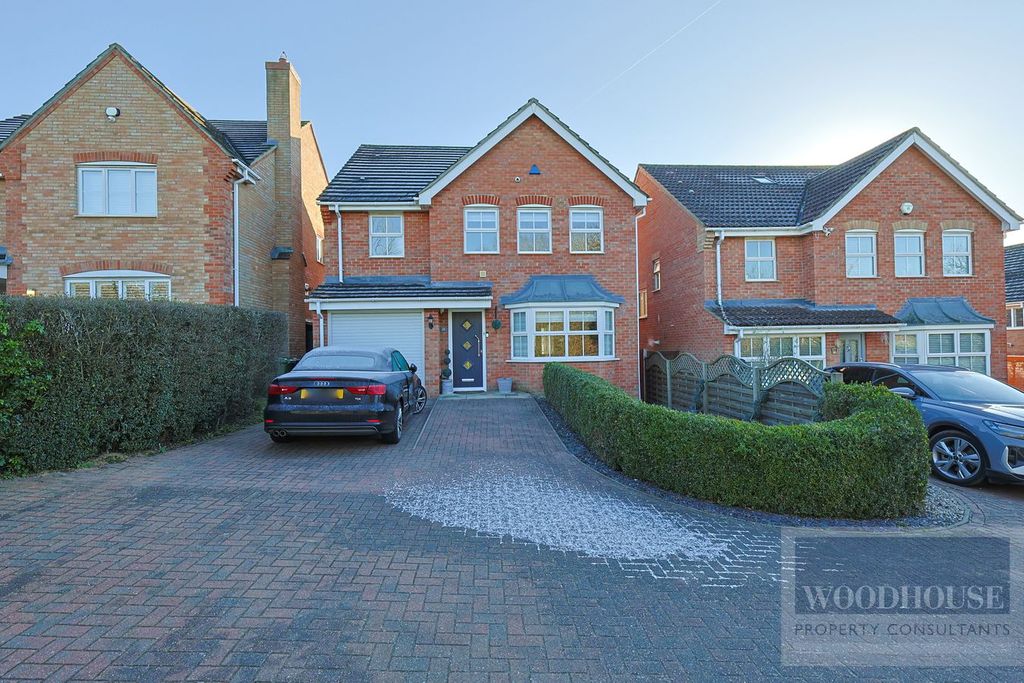 Property photo 1 of 39
