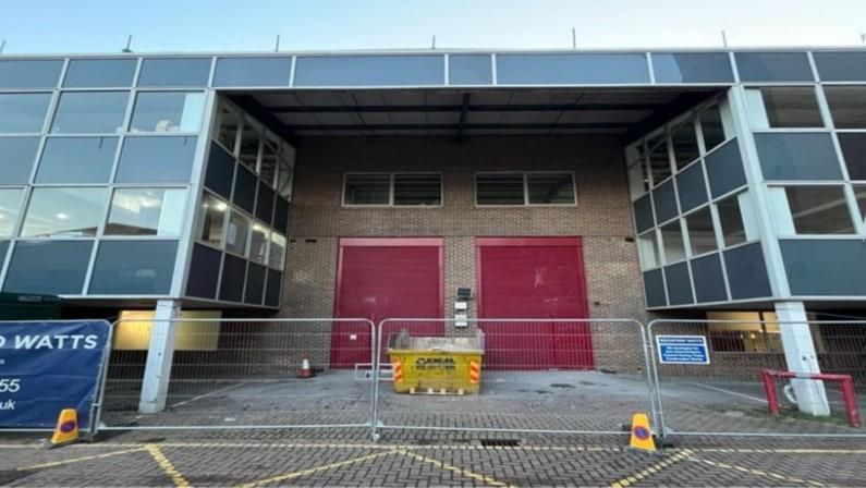 Property photo 1 of 3