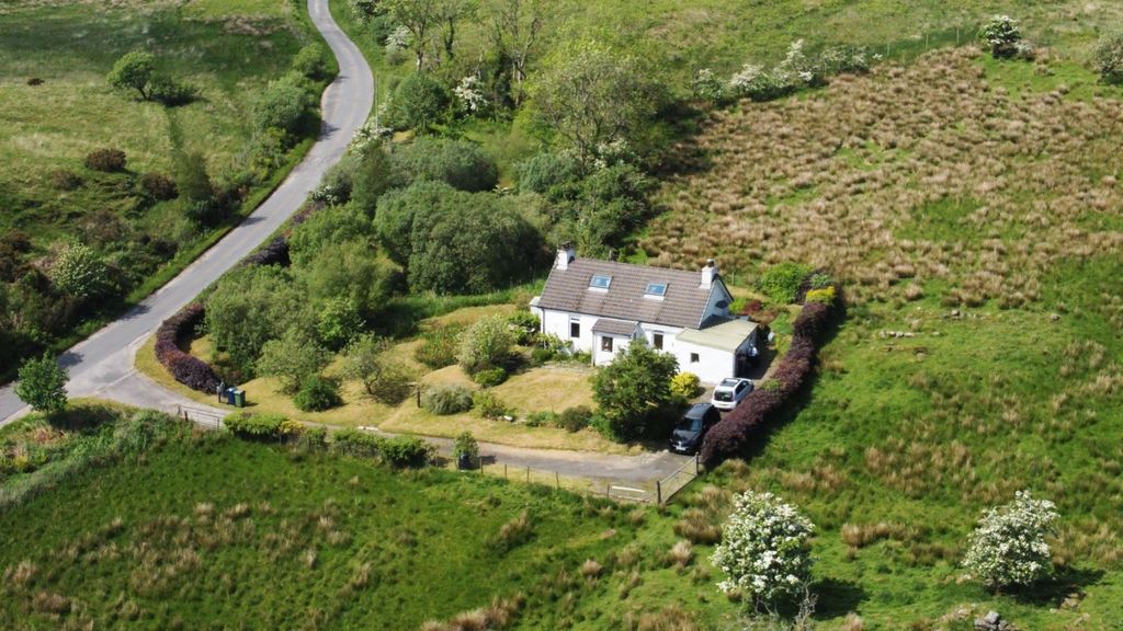 Property photo 2 of 34 5095432