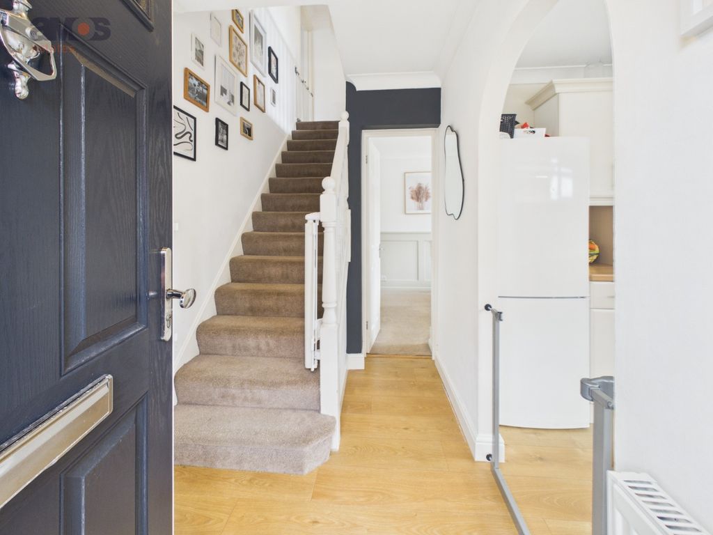Property photo 2 of 26 5419294
