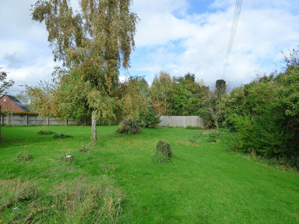 Property photo 1 of 6
