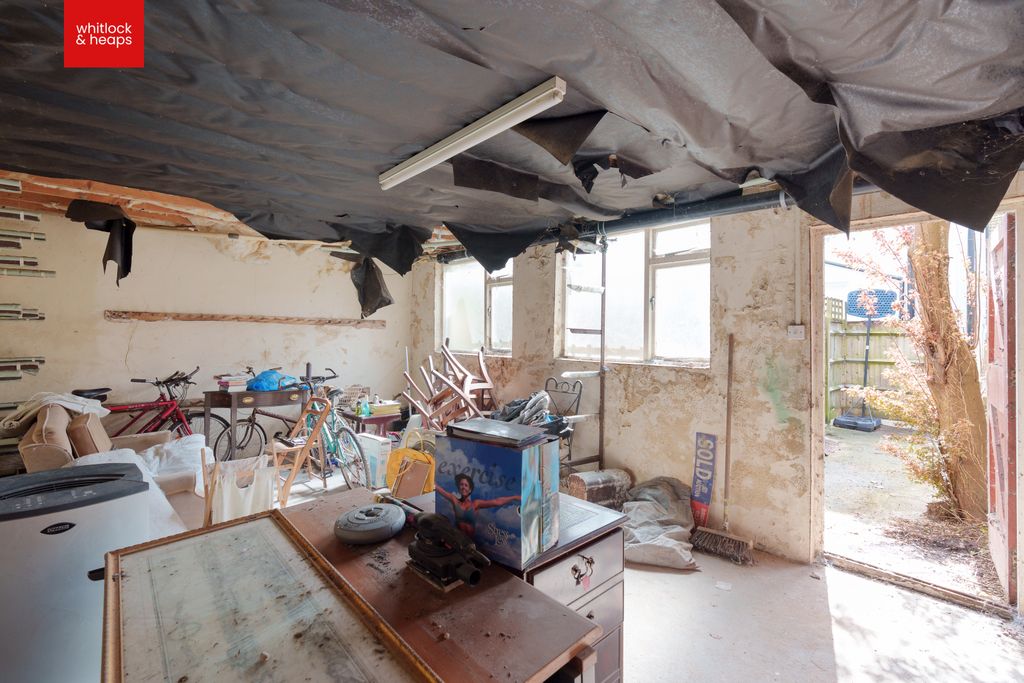 Property photo 3 of 5