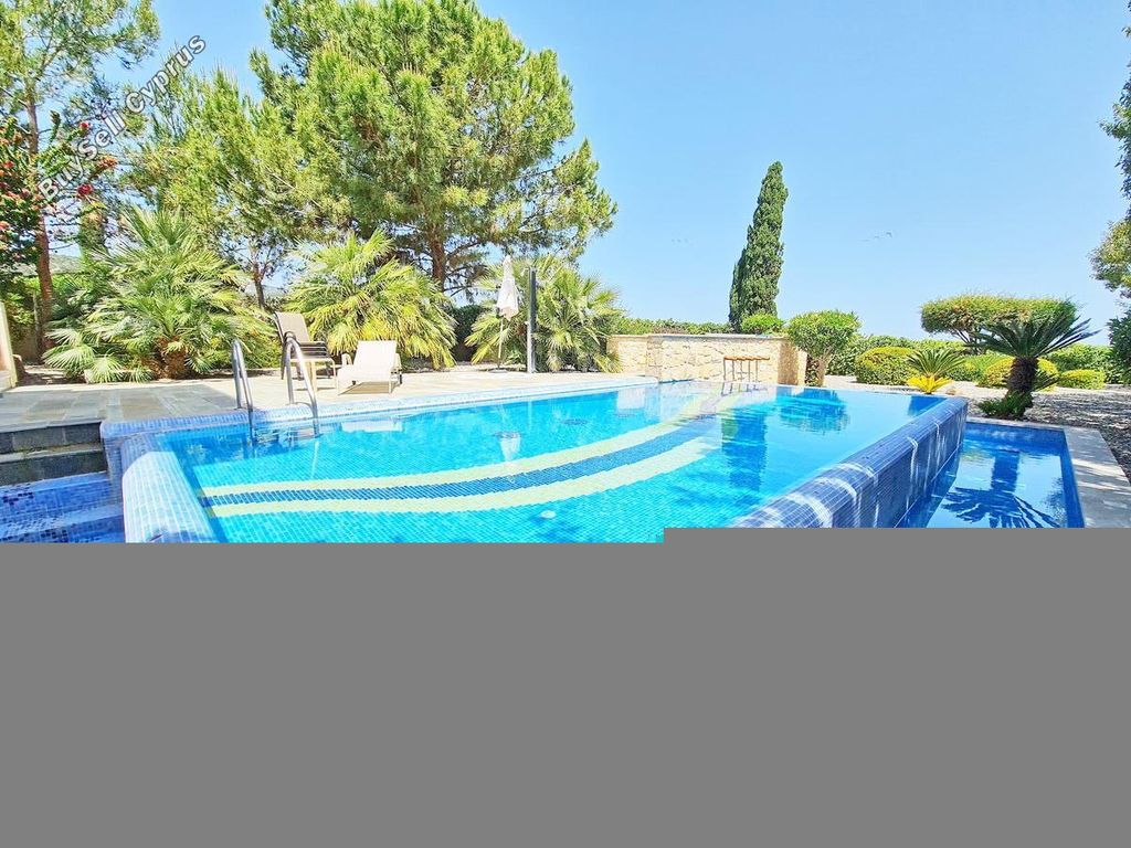 Property photo 2 of 75