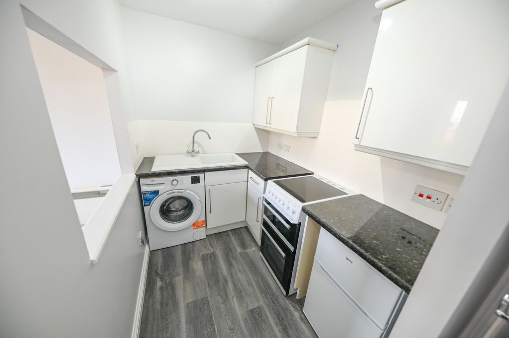 Property photo 2 of 11 Photo 5