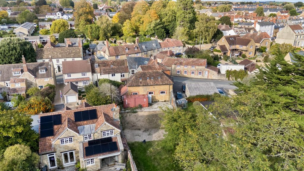 Property photo 2 of 23 Drone