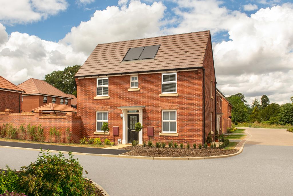 Property photo 1 of 7 Detached 3 Bedroom Hadley