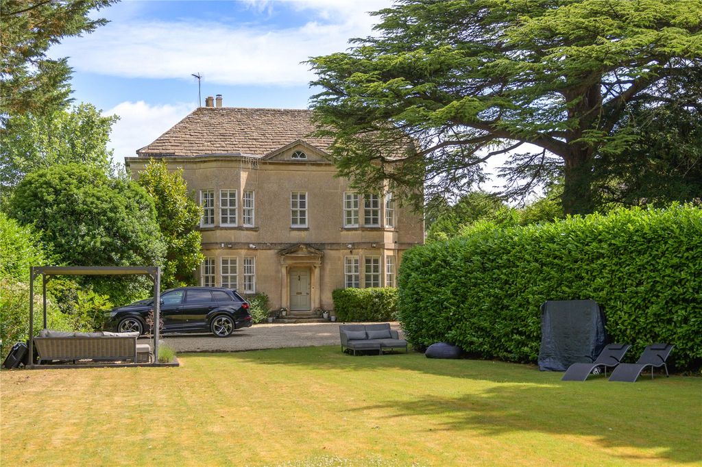 Property photo 1 of 22 Picture No. 06