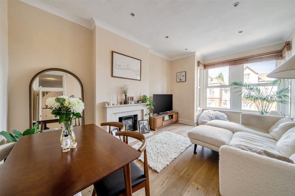 Property photo 1 of 11 1