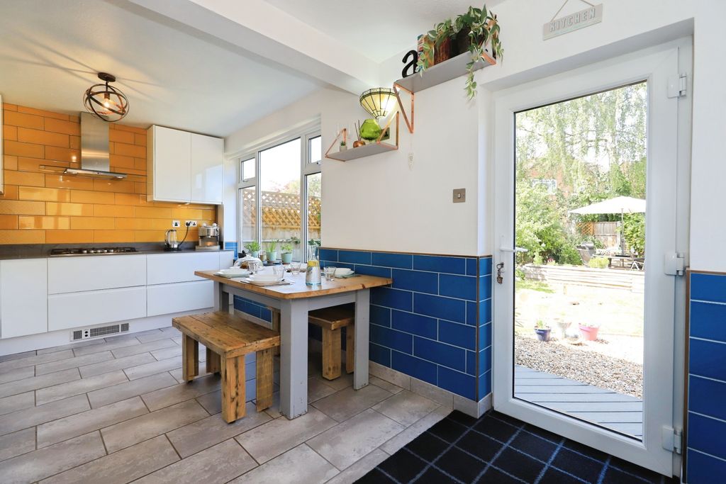 Additional image 10 of 3 bed semi-detached house for saleHolmwood Avenue, Kidderminster DY11