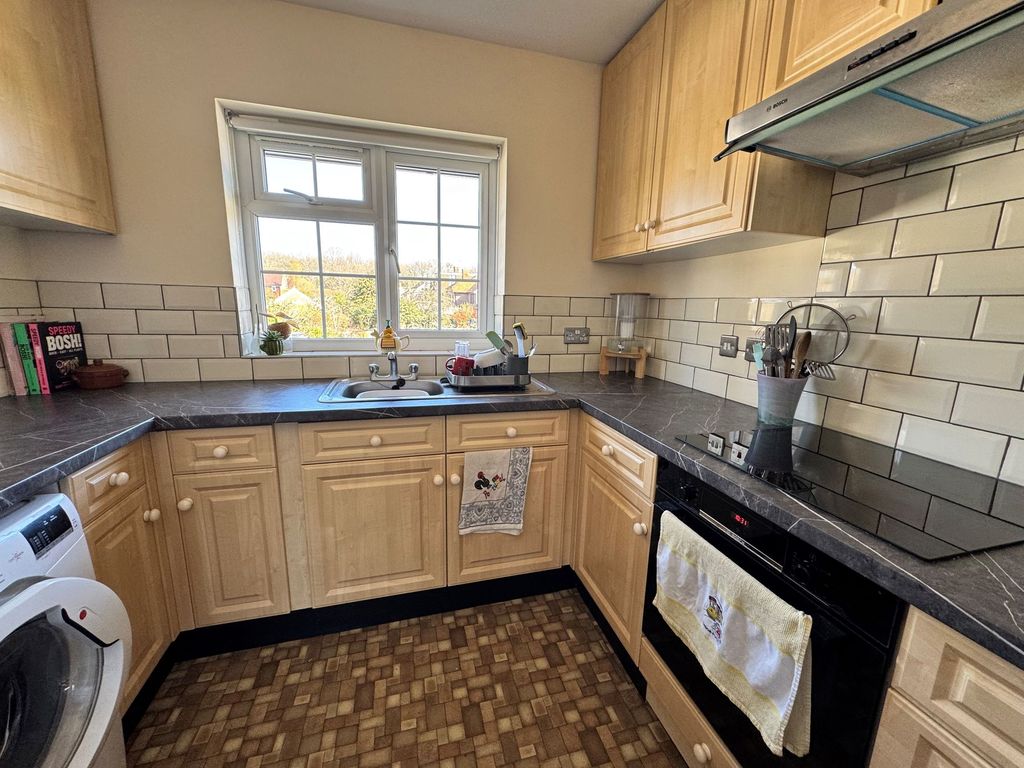 Property photo 3 of 15