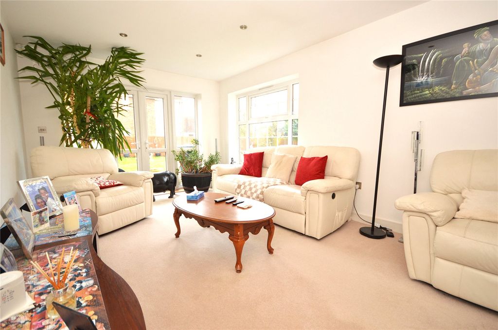 Property photo 3 of 18 Picture No. 29