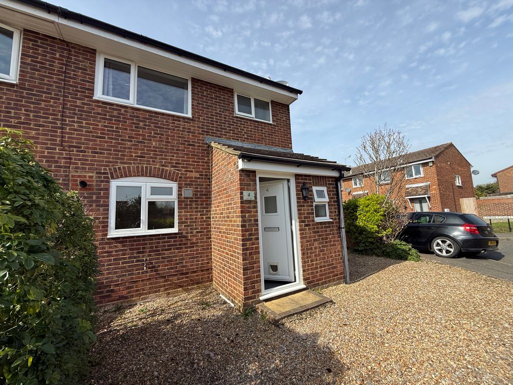 Property photo 2 of 34