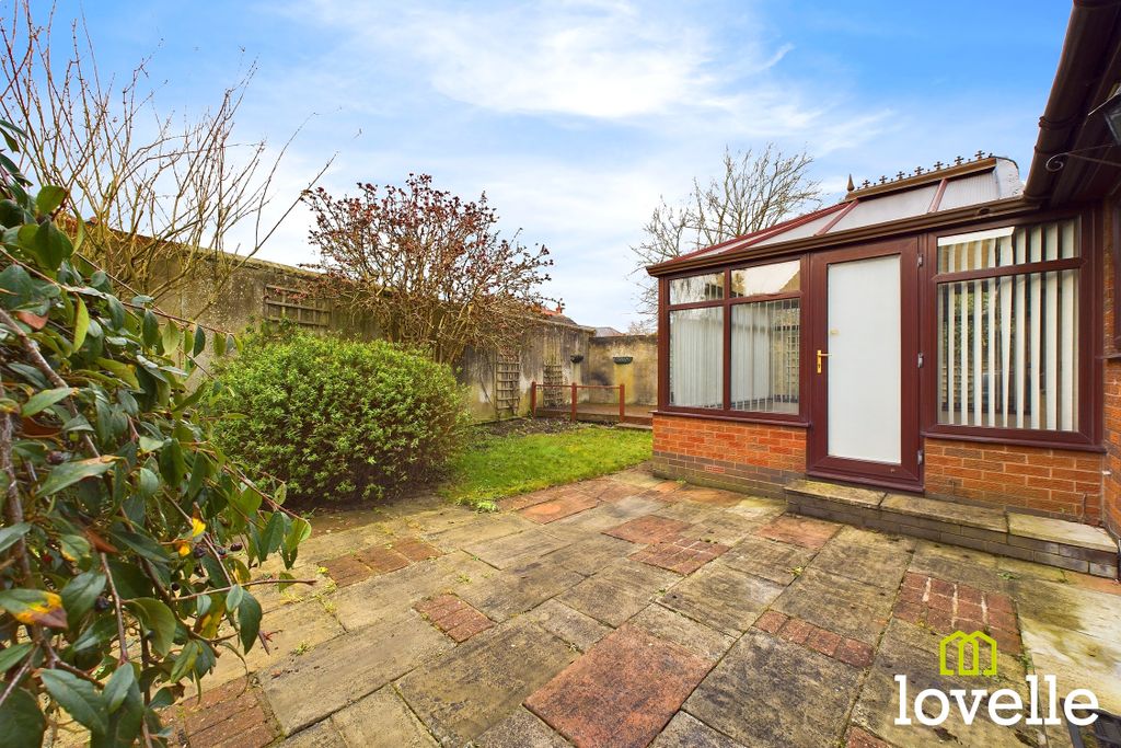 Property photo 3 of 22