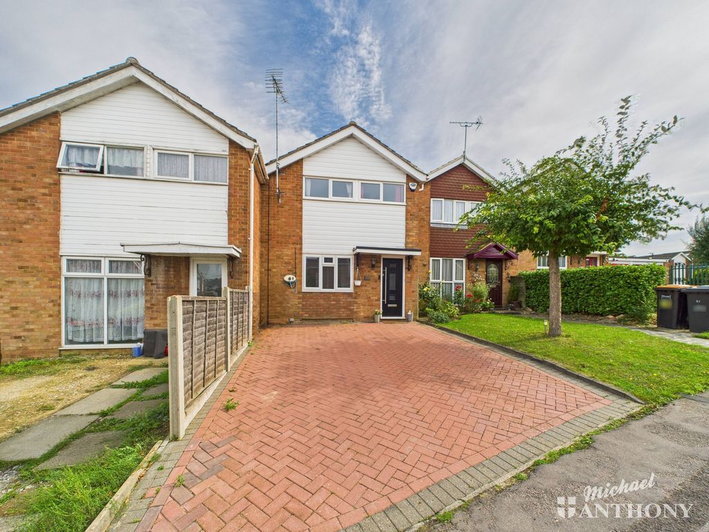 Property photo 1 of 13 Cam02773G0-Pr0355-Still028