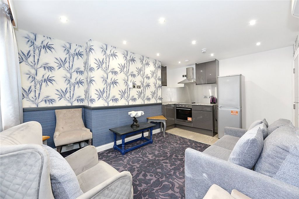 Property photo 1 of 15 Picture No. 09