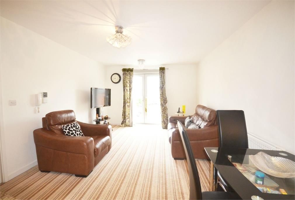 Property photo 3 of 7 Picture 3