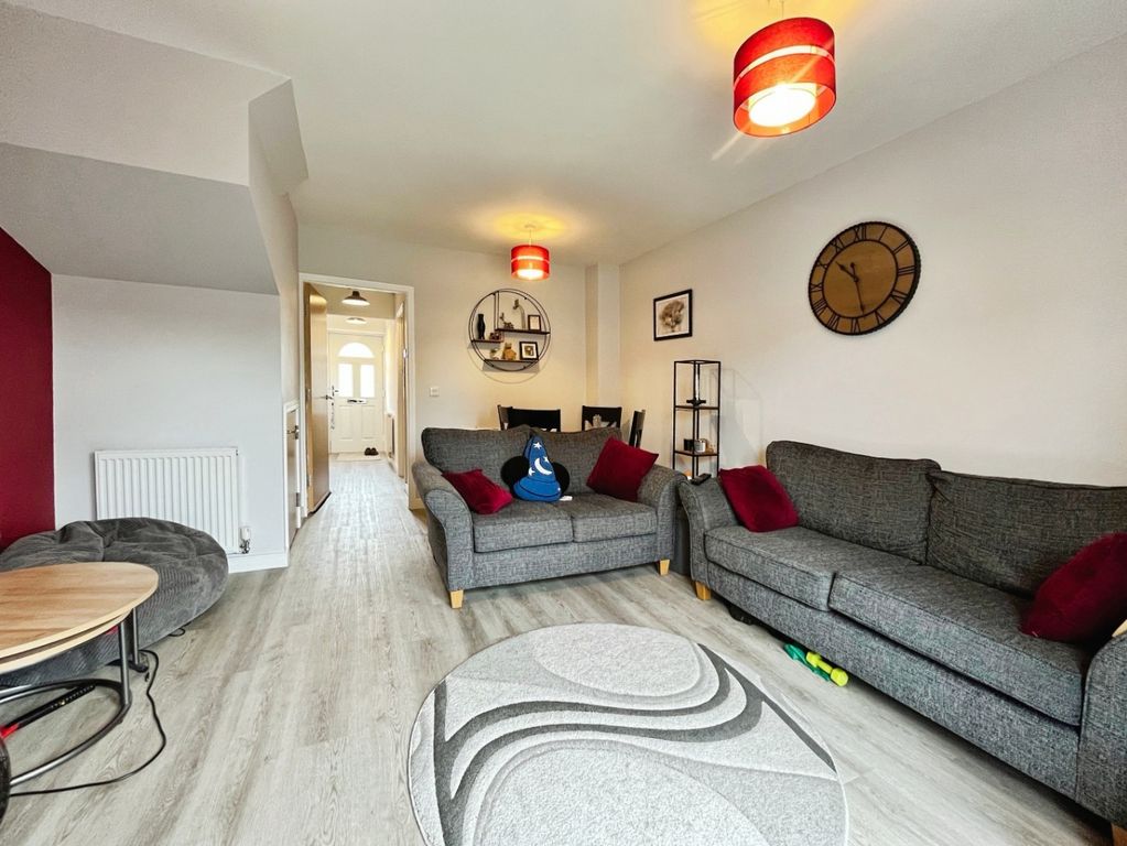 Property photo 3 of 17 4109257