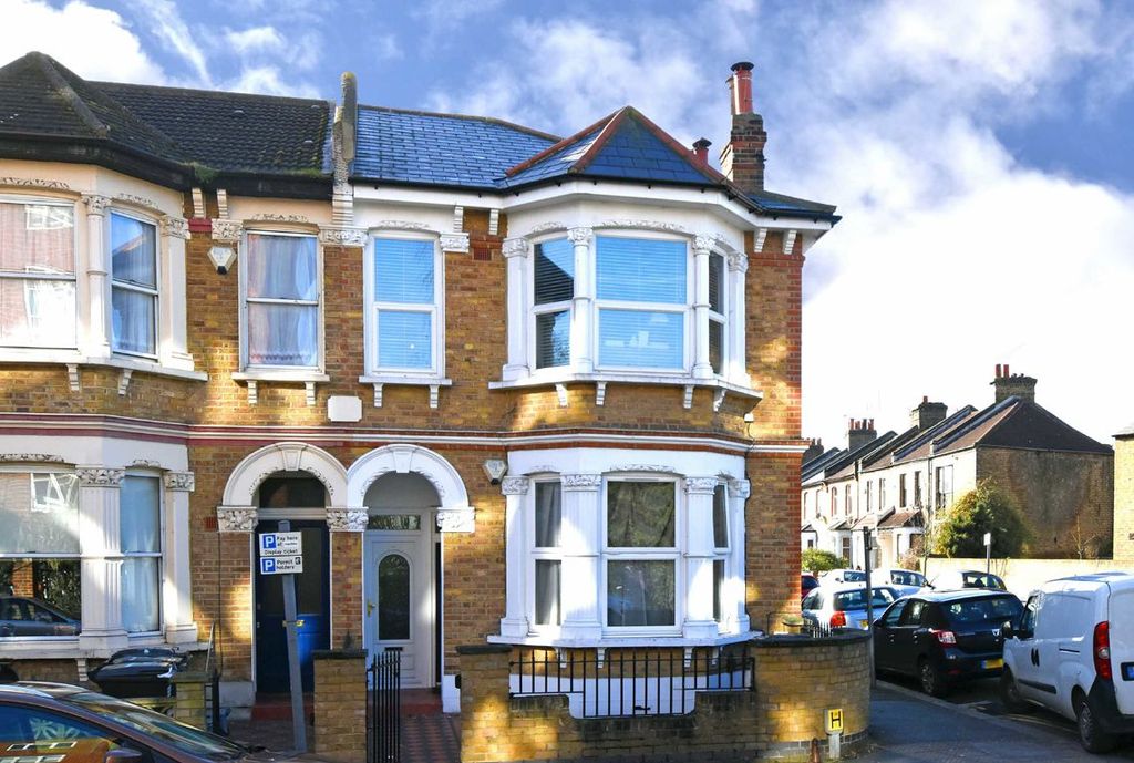 Property photo 1 of 4