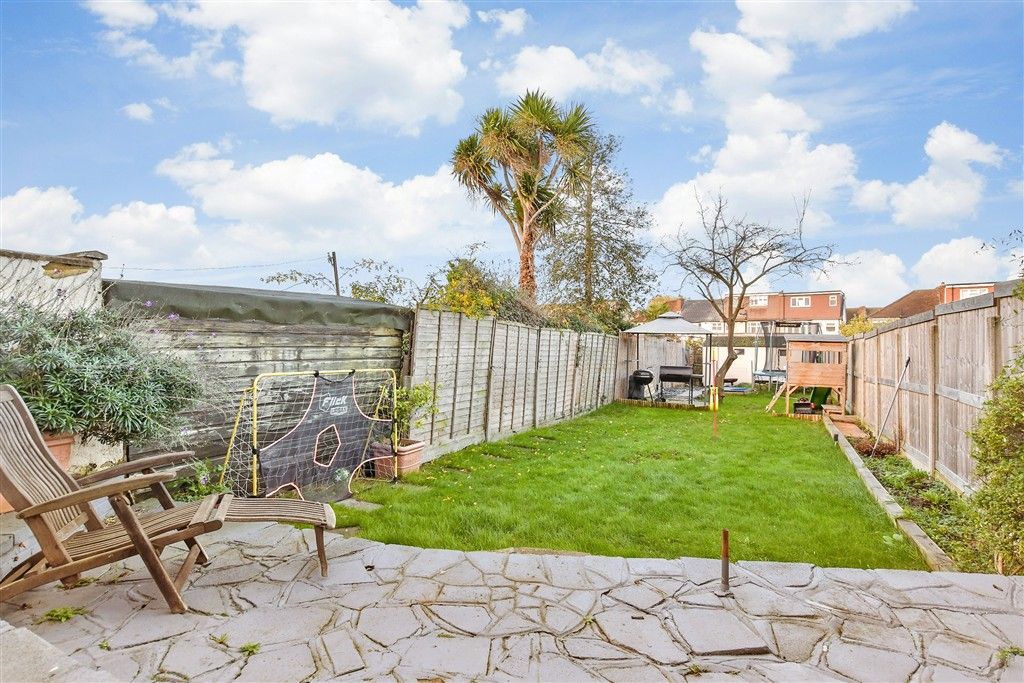 Property photo 2 of 19 Patio / Decking