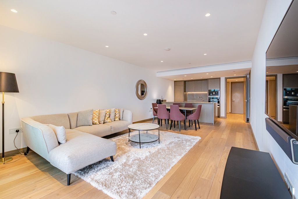 Property photo 2 of 31