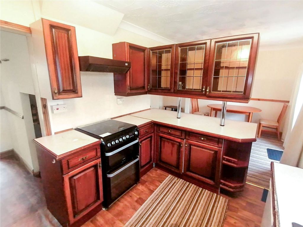 Property photo 3 of 10 Swi200305_25