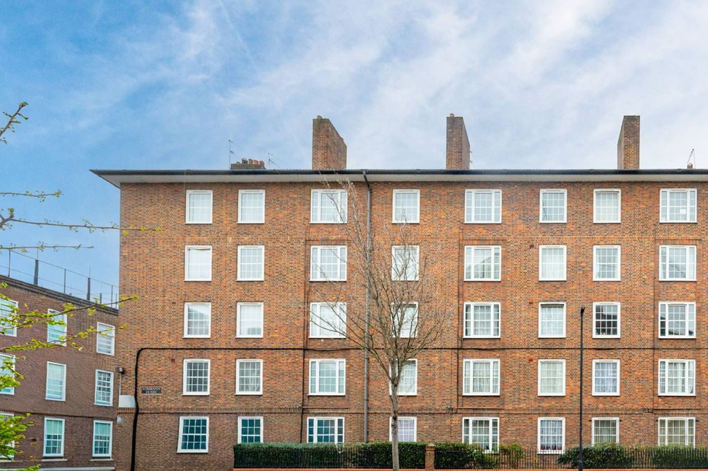 Property photo 3 of 11