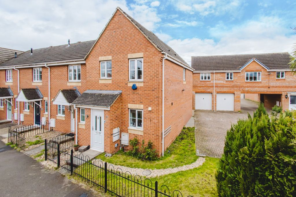 Property photo 1 of 17 5025671