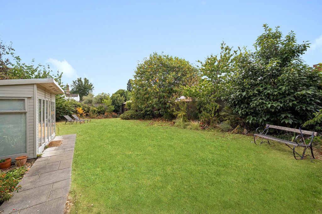 Property photo 3 of 19 Property Photo