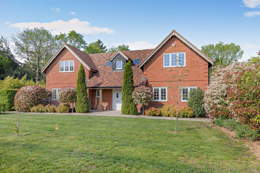 Additional image 21 of 5 bed detached house for saleThe Shires, Littlewick Green, Berkshire SL6