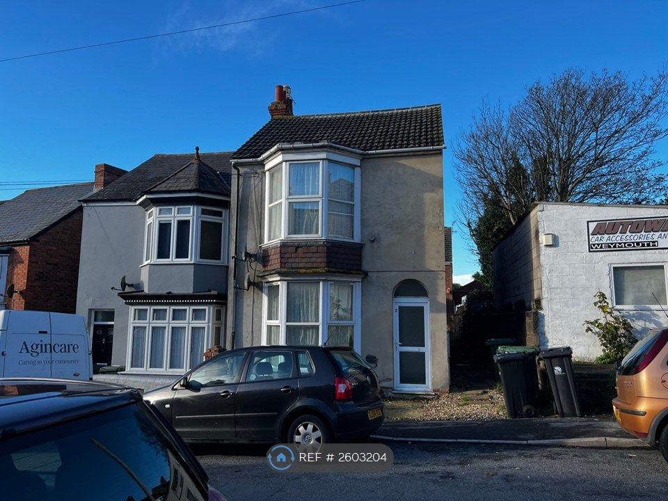 Property photo 1 of 2