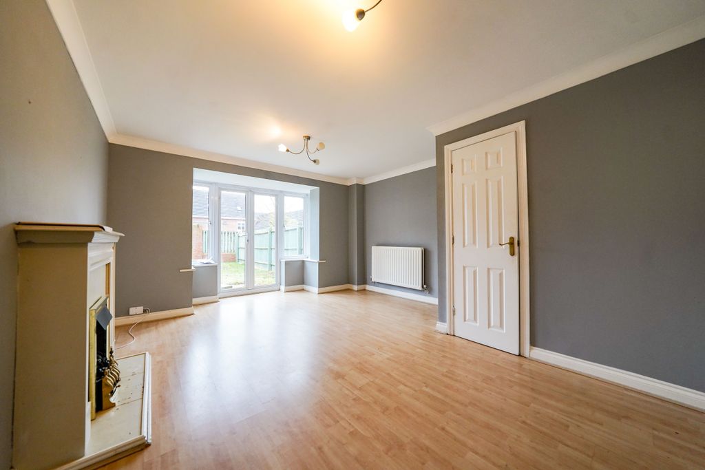 Property photo 2 of 19 Dsc05259