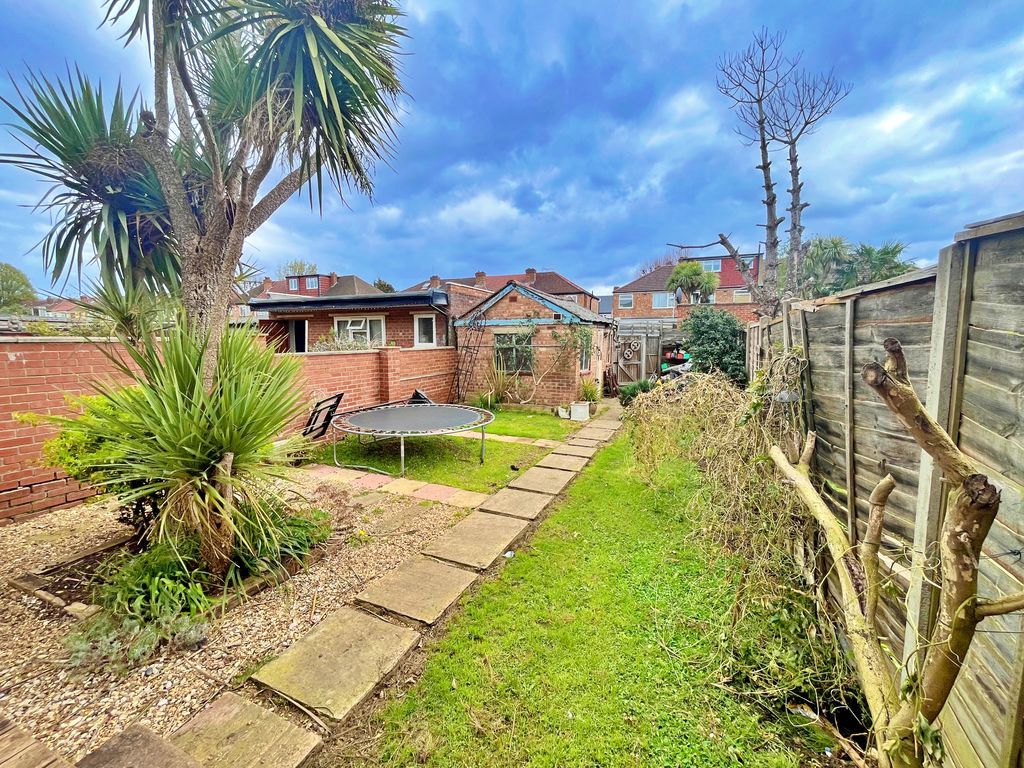 Property photo 3 of 12 Photo 3