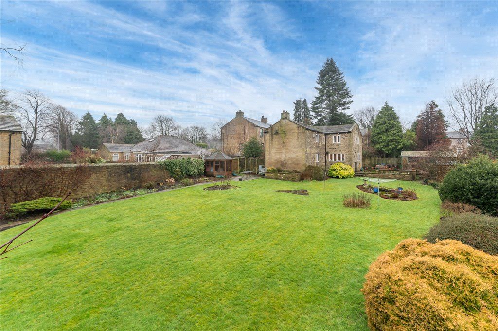 Property photo 2 of 28 Greenside