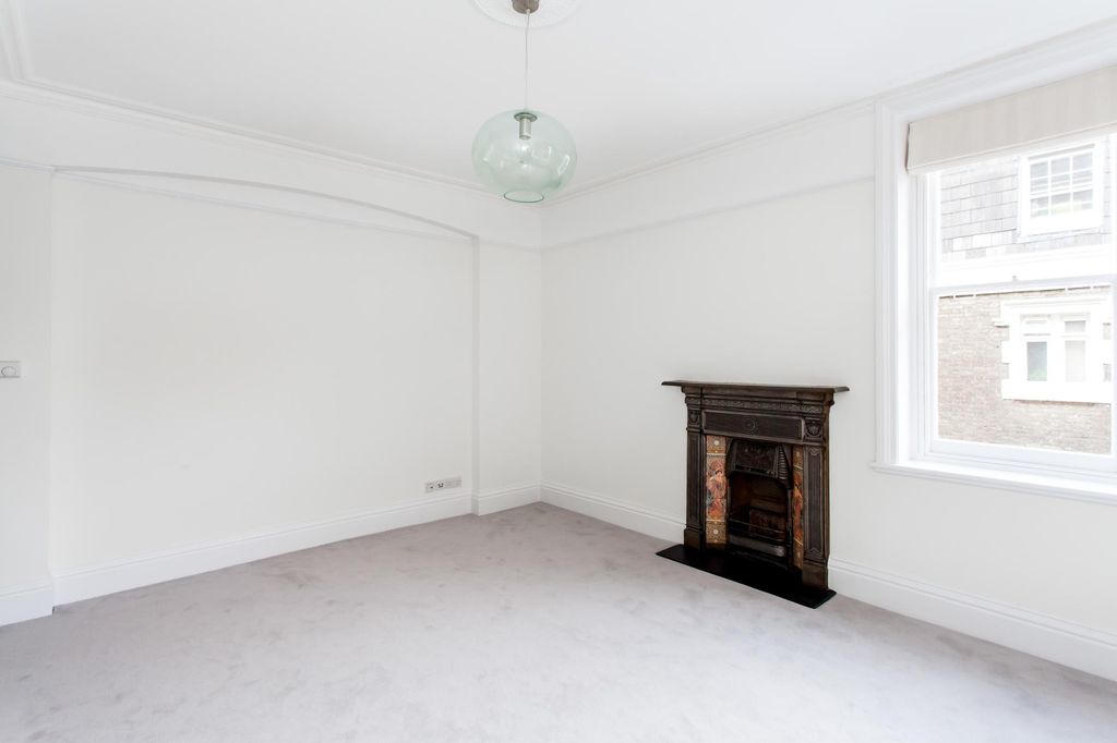 Property photo 3 of 12 Picture No.17