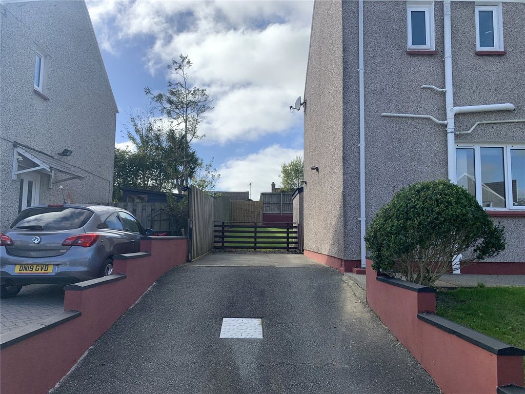 Property photo 2 of 14 Picture No. 16