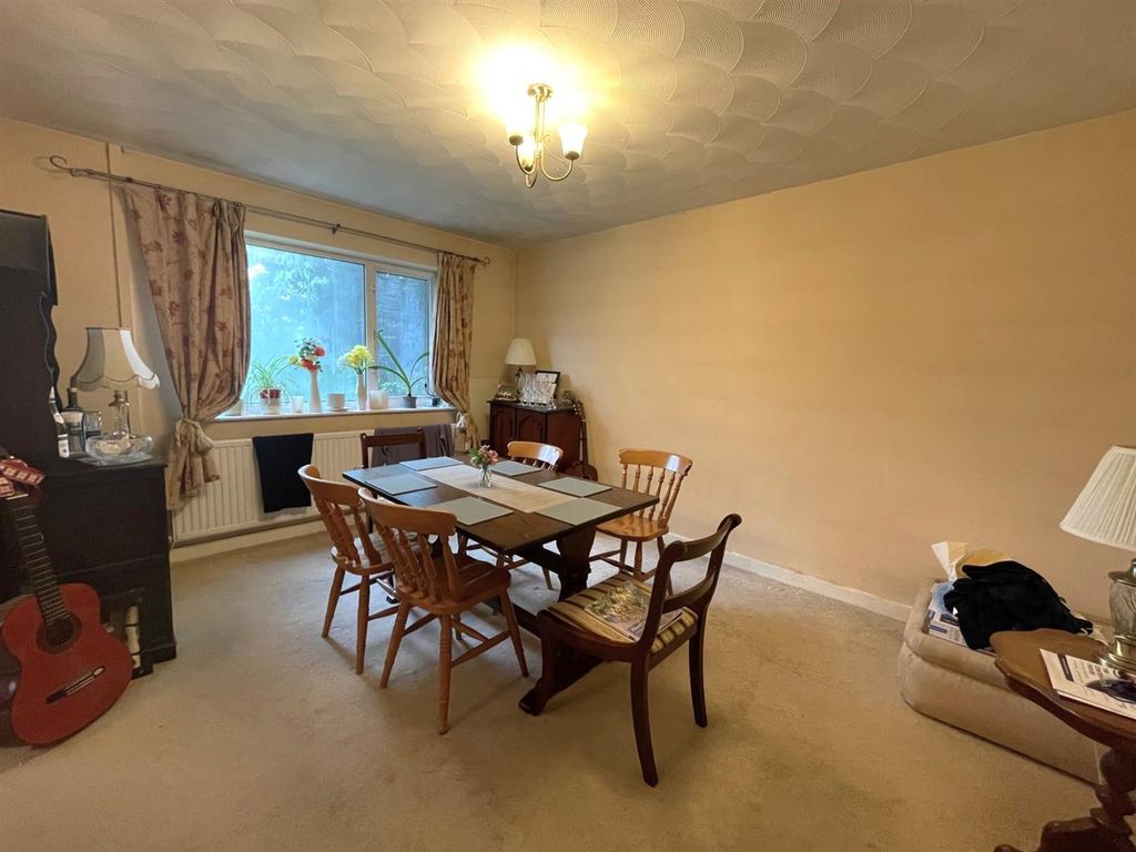 Property photo 3 of 24 c.Jpg