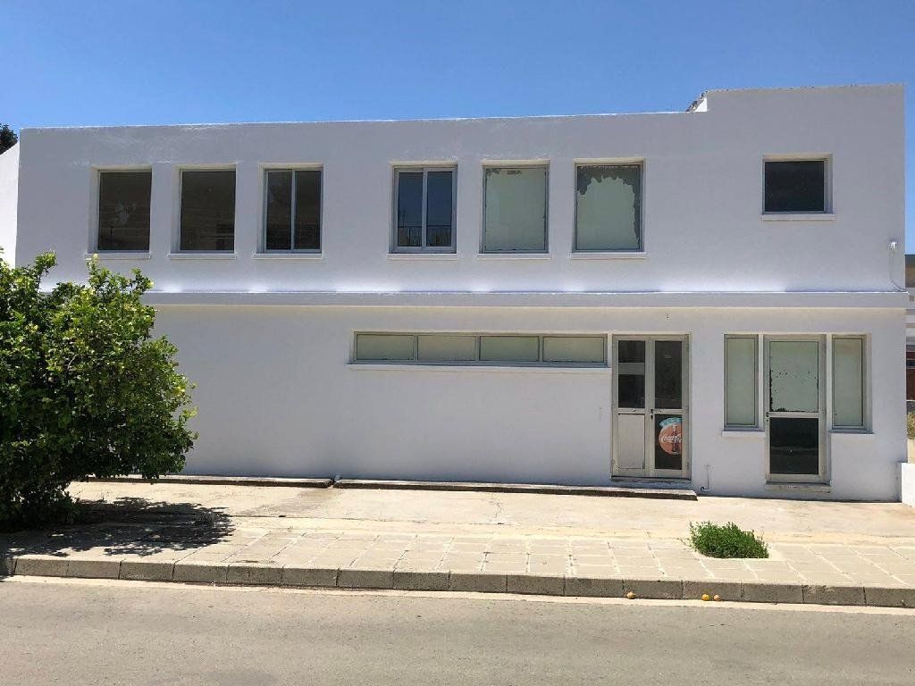 Property photo 2 of 5