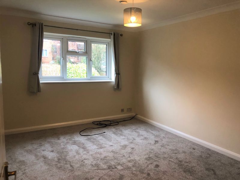 Property photo 2 of 6 Photo 6