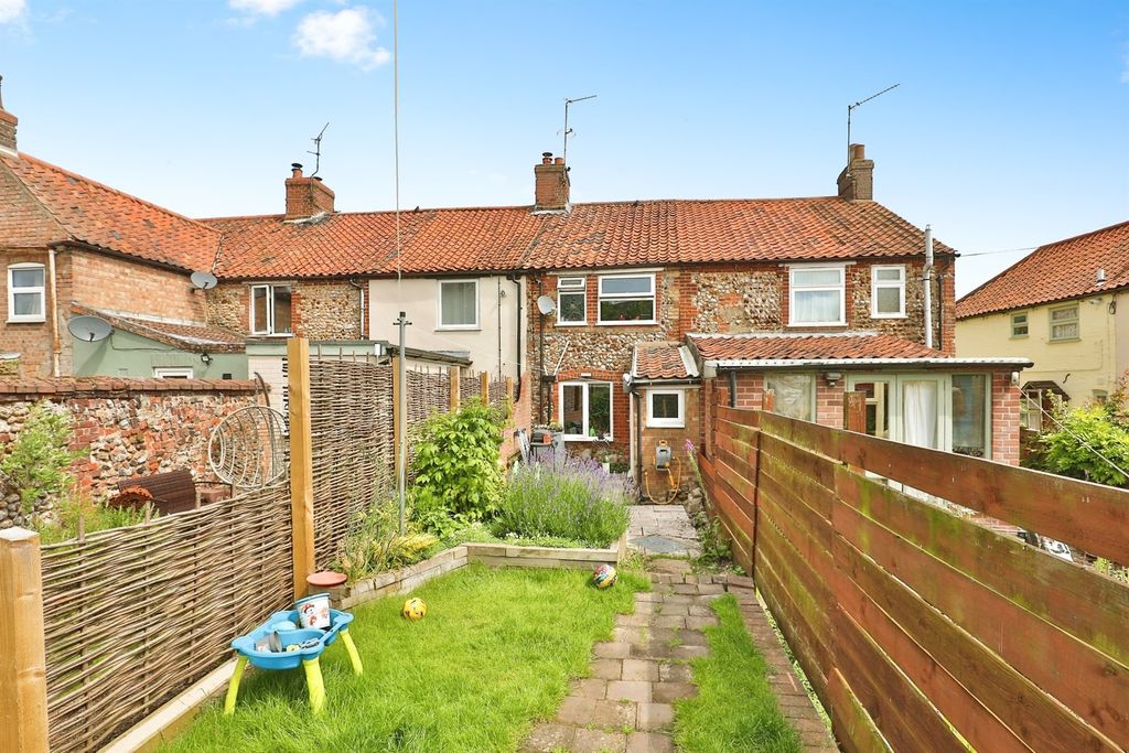 Property photo 3 of 13